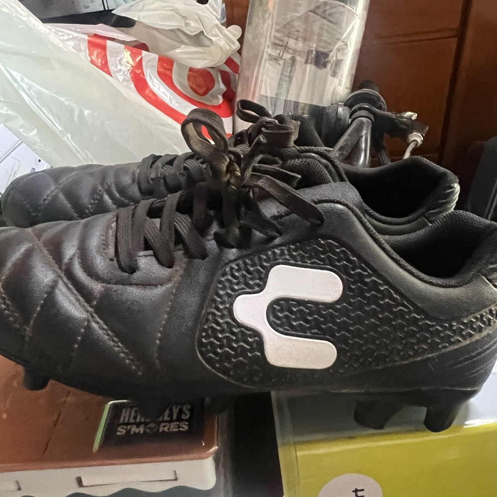 Kids Black Soccer Shoes
